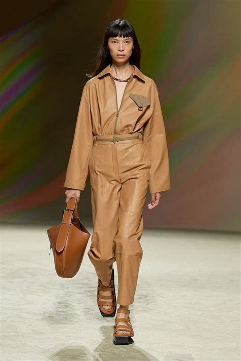 hermes fashion runway